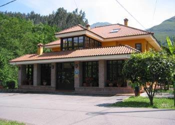 Hotel Benzua Villanueva de Ardisana Exterior foto